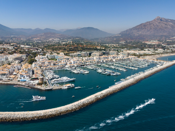 Puerto Banus Marbella apartment 2 Bedrooms