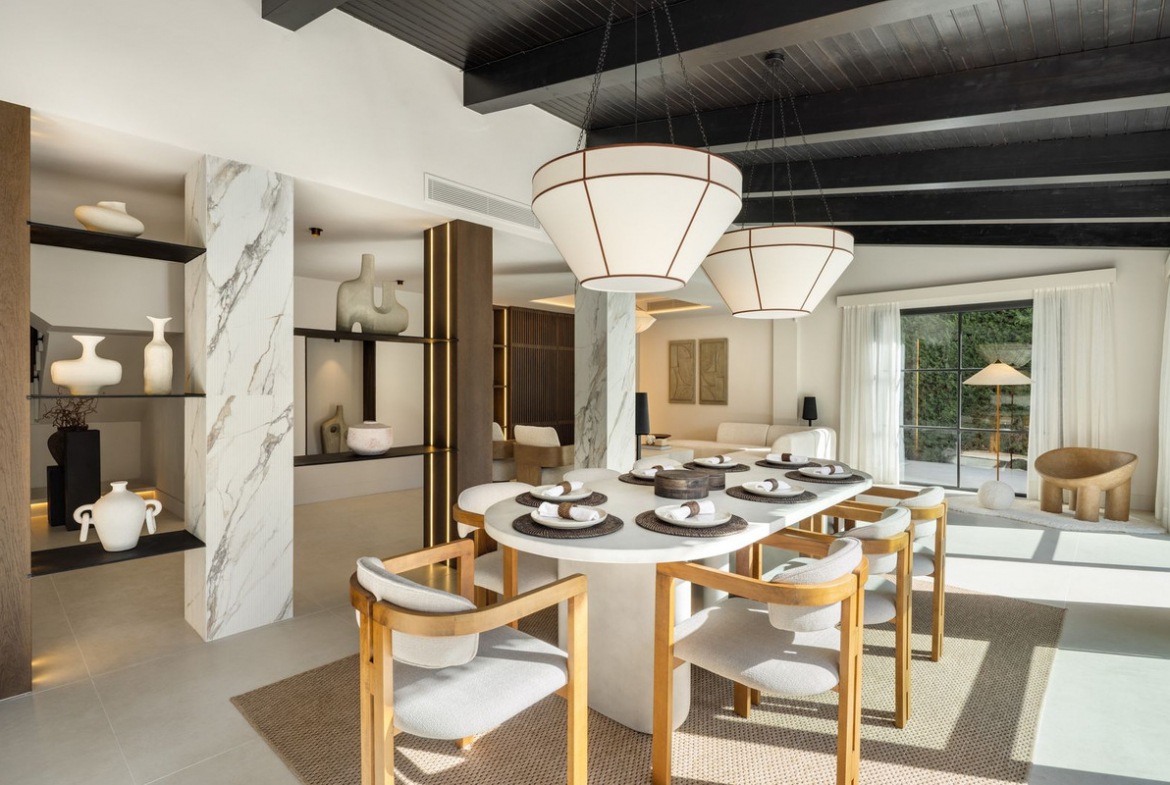 Nueva Andalucia Marbella villa 5 Bedrooms