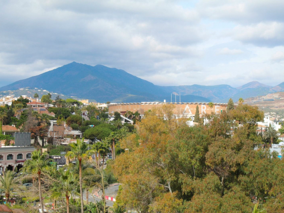 Puerto Banus Marbella penthouse 3 Bedrooms