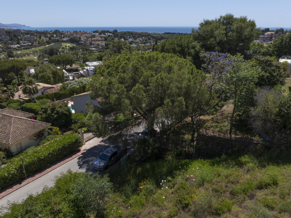 Nueva Andalucia Marbella plot  Bedrooms