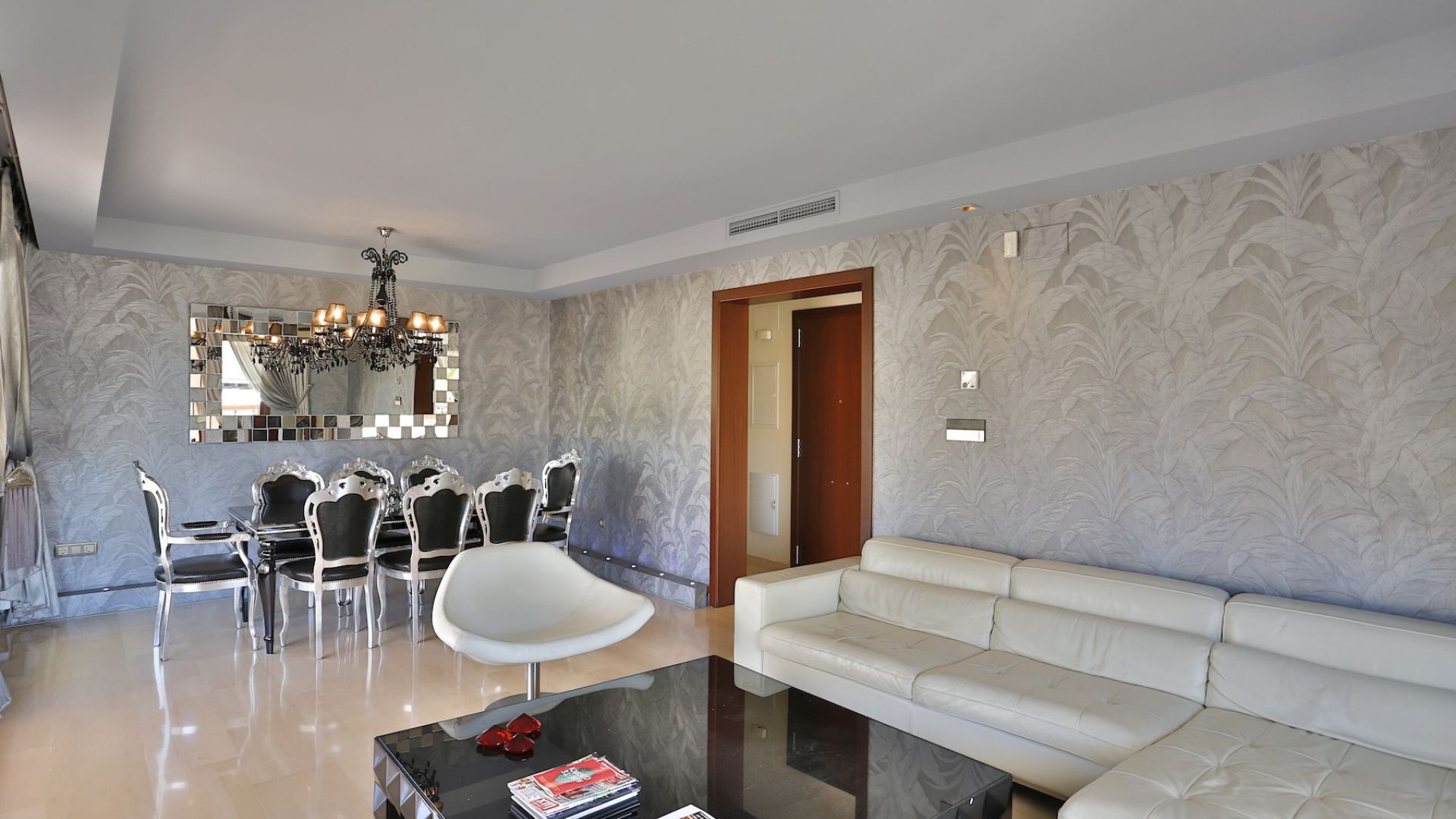 Nueva Andalucia Marbella penthouse 2 Bedrooms