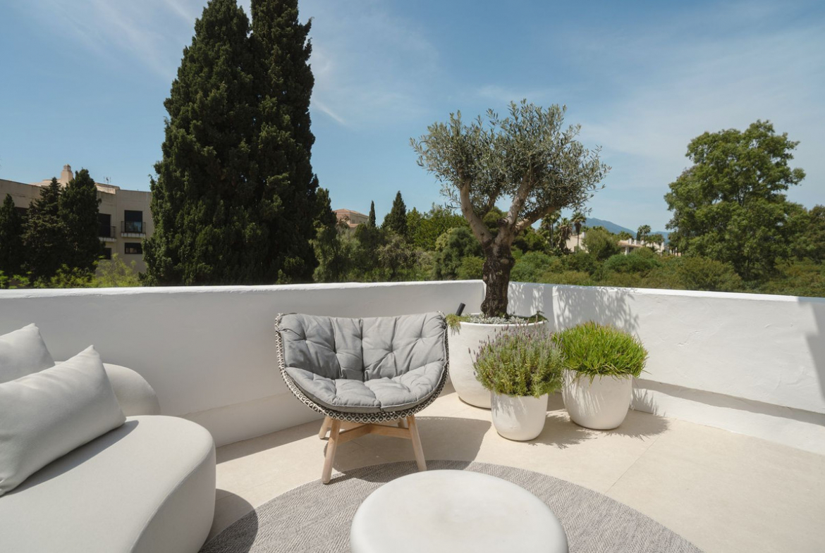Puerto Banus Marbella penthouse 3 Bedrooms
