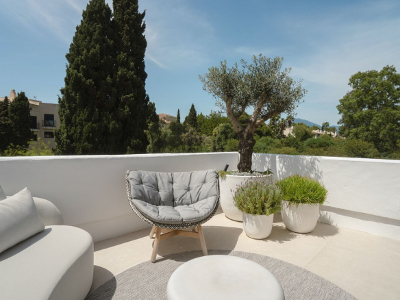 Puerto Banus Marbella penthouse 3 Bedrooms