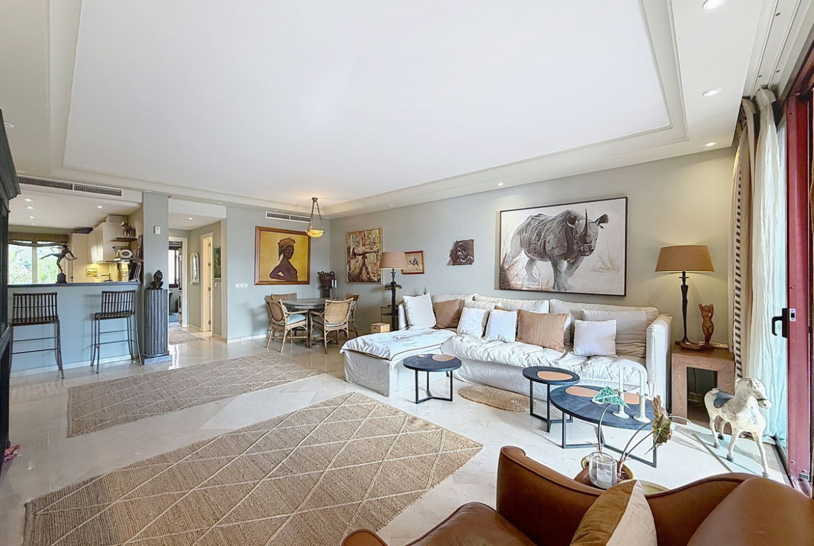 Cancelada Estepona penthouse 3 Bedrooms