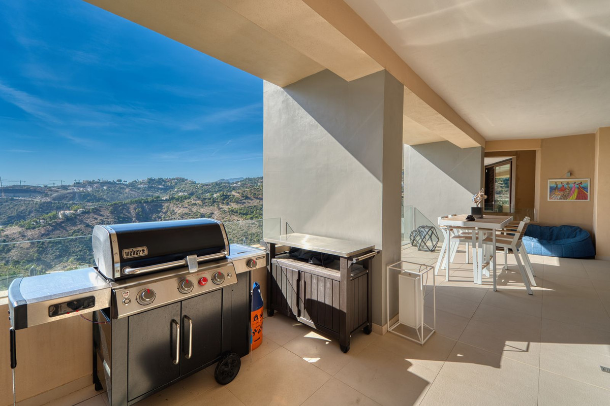 Benahavis apartment 4 Bedrooms