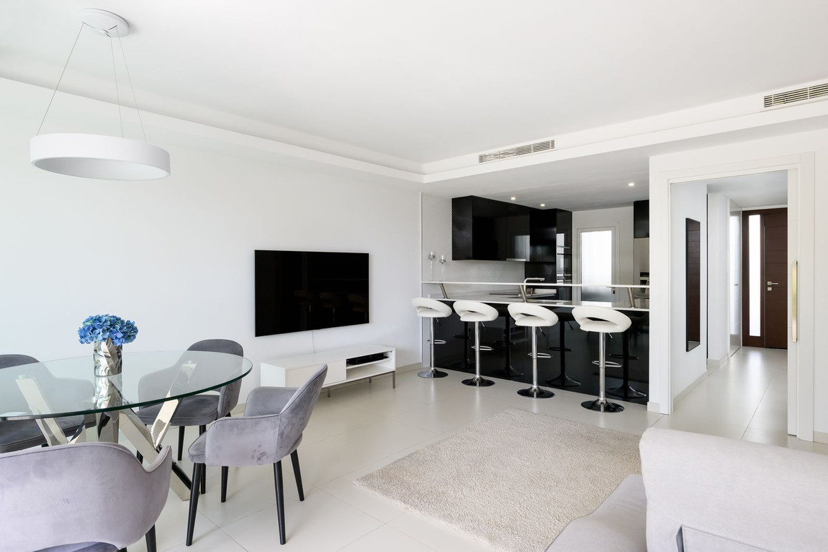 luxo-estate-2 Marbella Golden Mile Marbella townhouse 3 Bedrooms