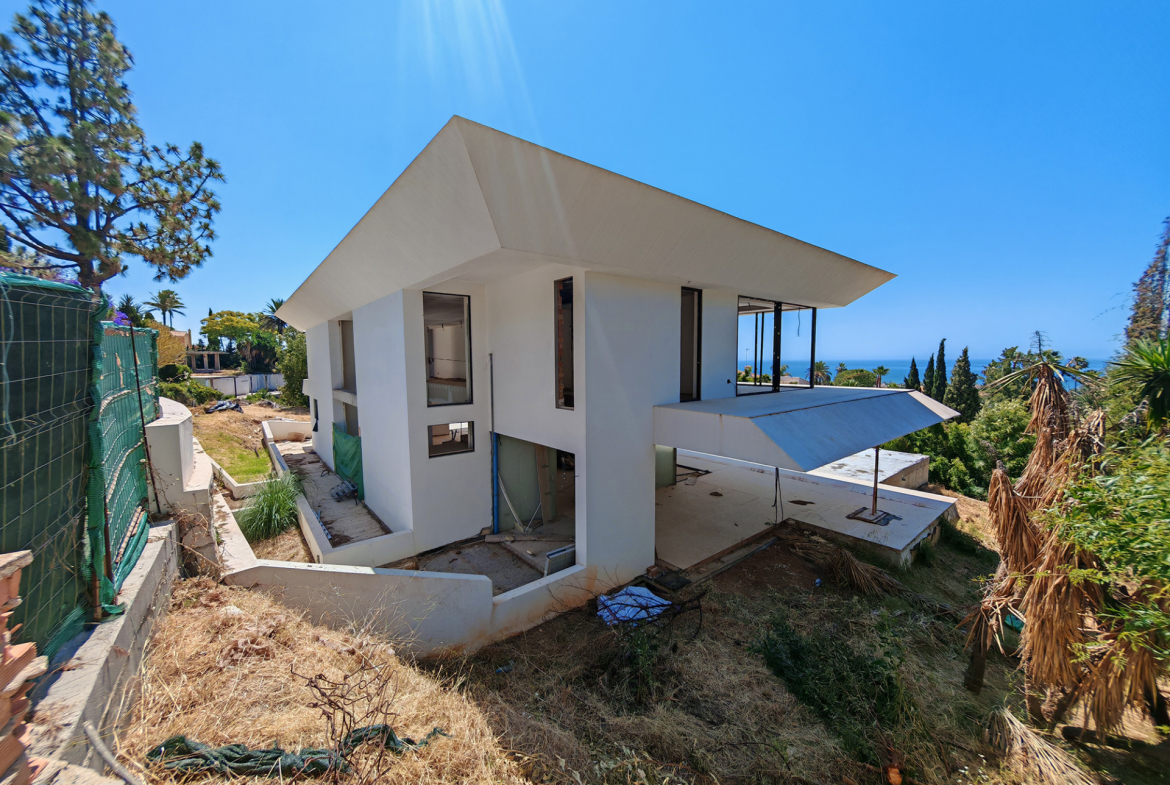 Las Chapas Marbella villa 6 Bedrooms