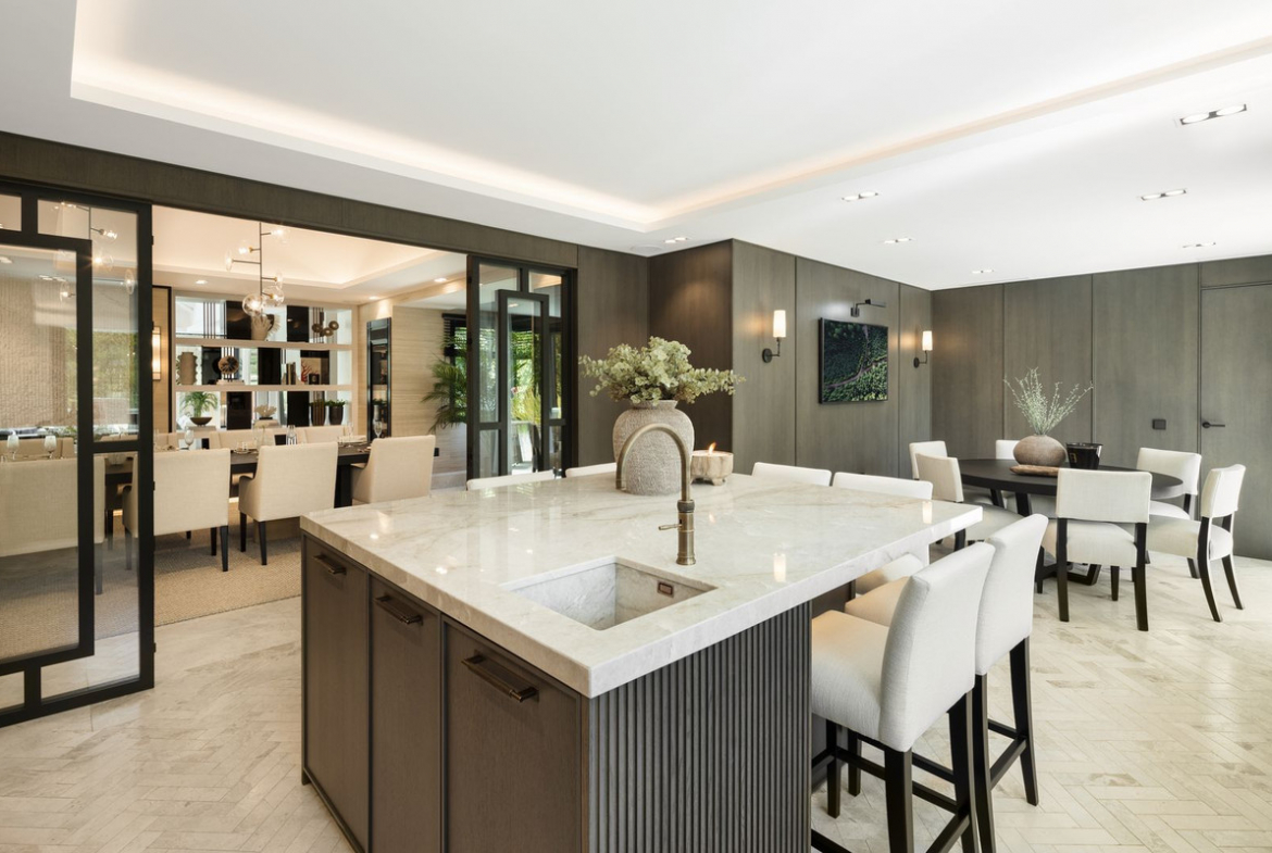 Nueva Andalucia Marbella villa 7 Bedrooms