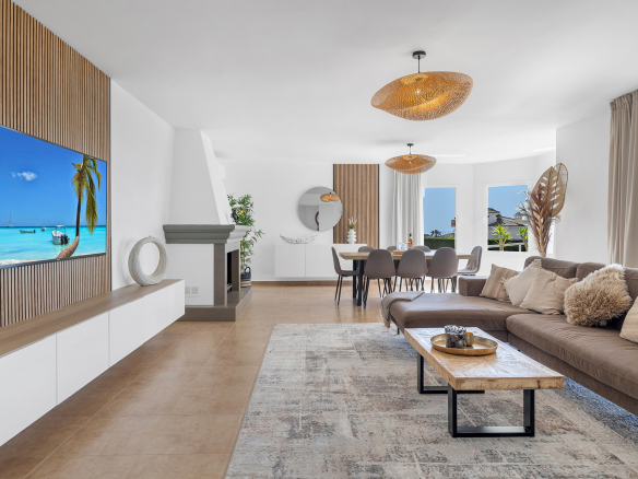 Estepona villa 6 Bedrooms