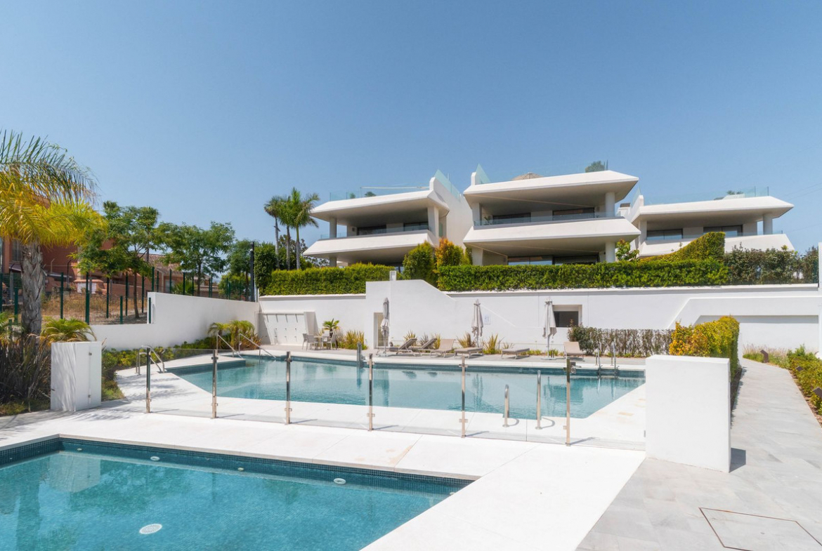 Nueva Andalucia Marbella villa 3 Bedrooms