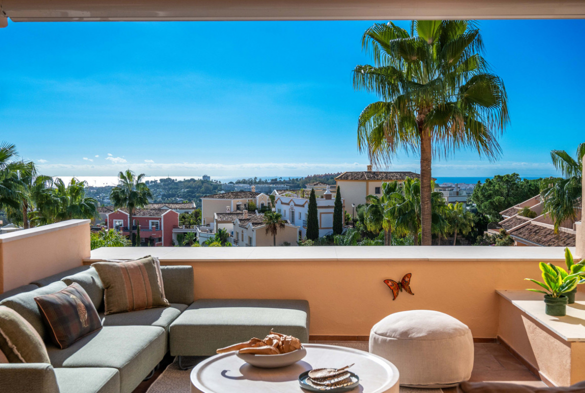 Nueva Andalucia Marbella apartment 4 Bedrooms
