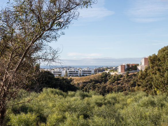 Los Almendros Benahavis plot  Bedrooms