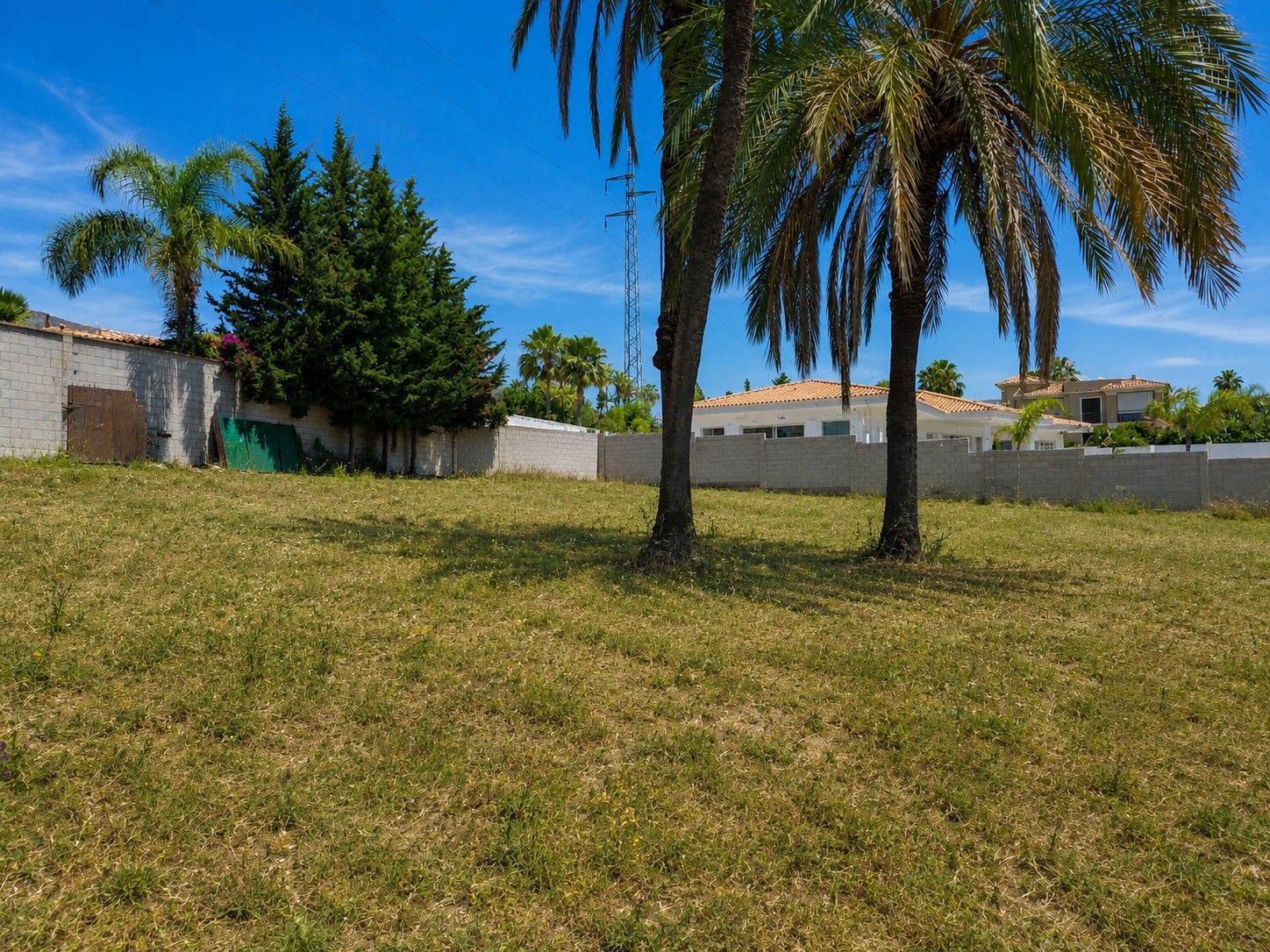 luxo-estate-2 Marbella plot Bedrooms