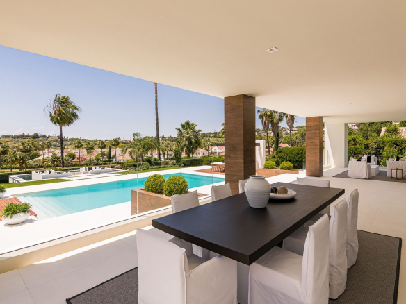 Nueva Andalucia Marbella villa 7 Bedrooms