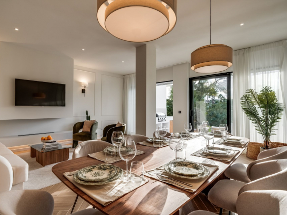 Nueva Andalucia Marbella townhouse 4 Bedrooms