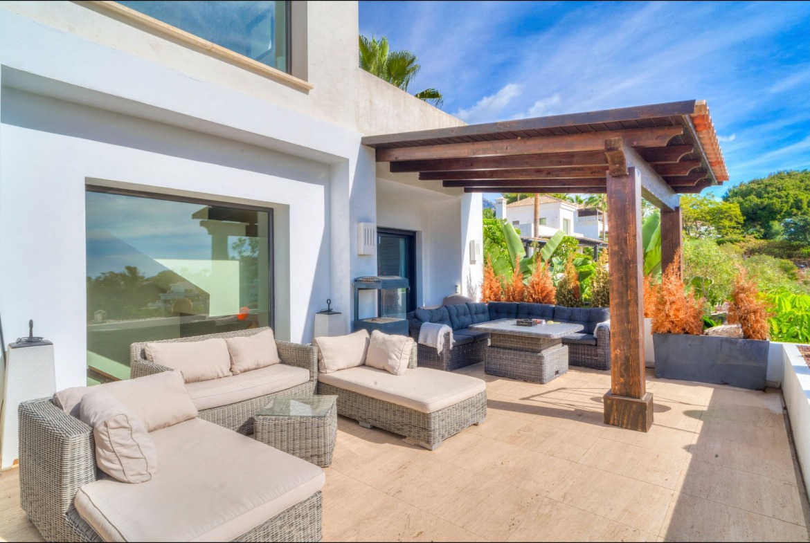 Marbella Golden Mile Marbella villa 5 Bedrooms
