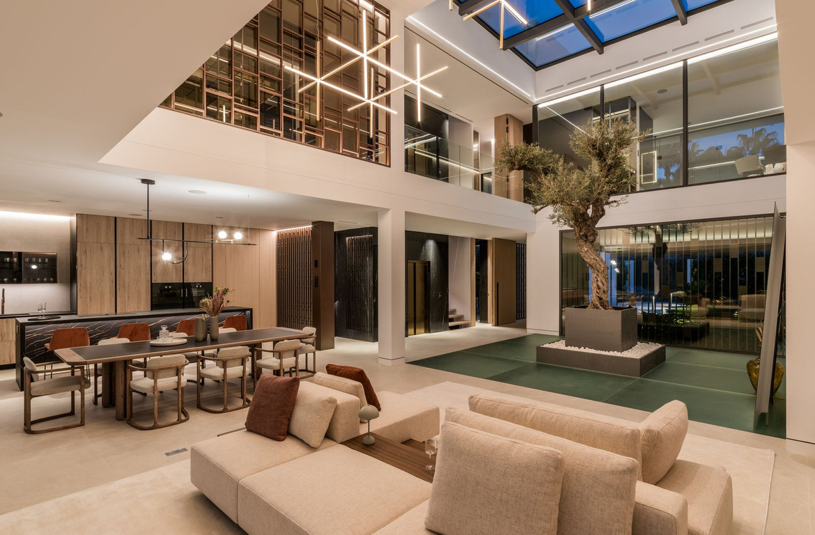 Marbella villa 5 Bedrooms
