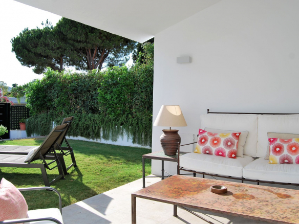 Nueva Andalucia Marbella townhouse 4 Bedrooms