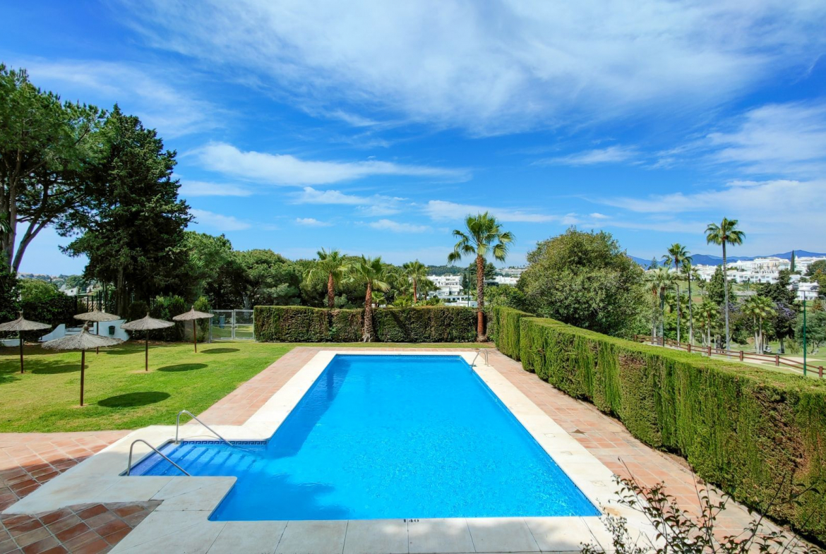 Nueva Andalucia Marbella townhouse 4 Bedrooms