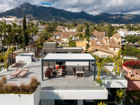 Marbella Golden Mile Marbella villa 5 Bedrooms