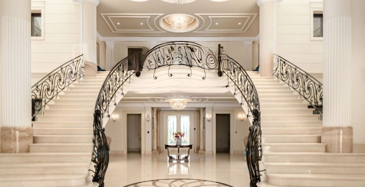 Award-Winning Luxury Mansion in Sierra Blanca