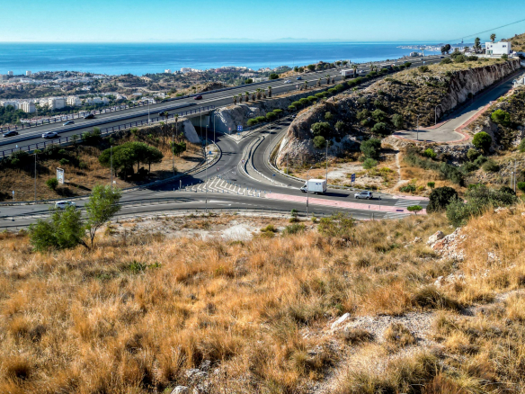 Arroyo de la Miel Benalmadena plot  Bedrooms