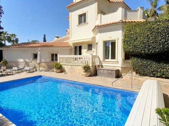El Rosario Marbella villa 5 Bedrooms