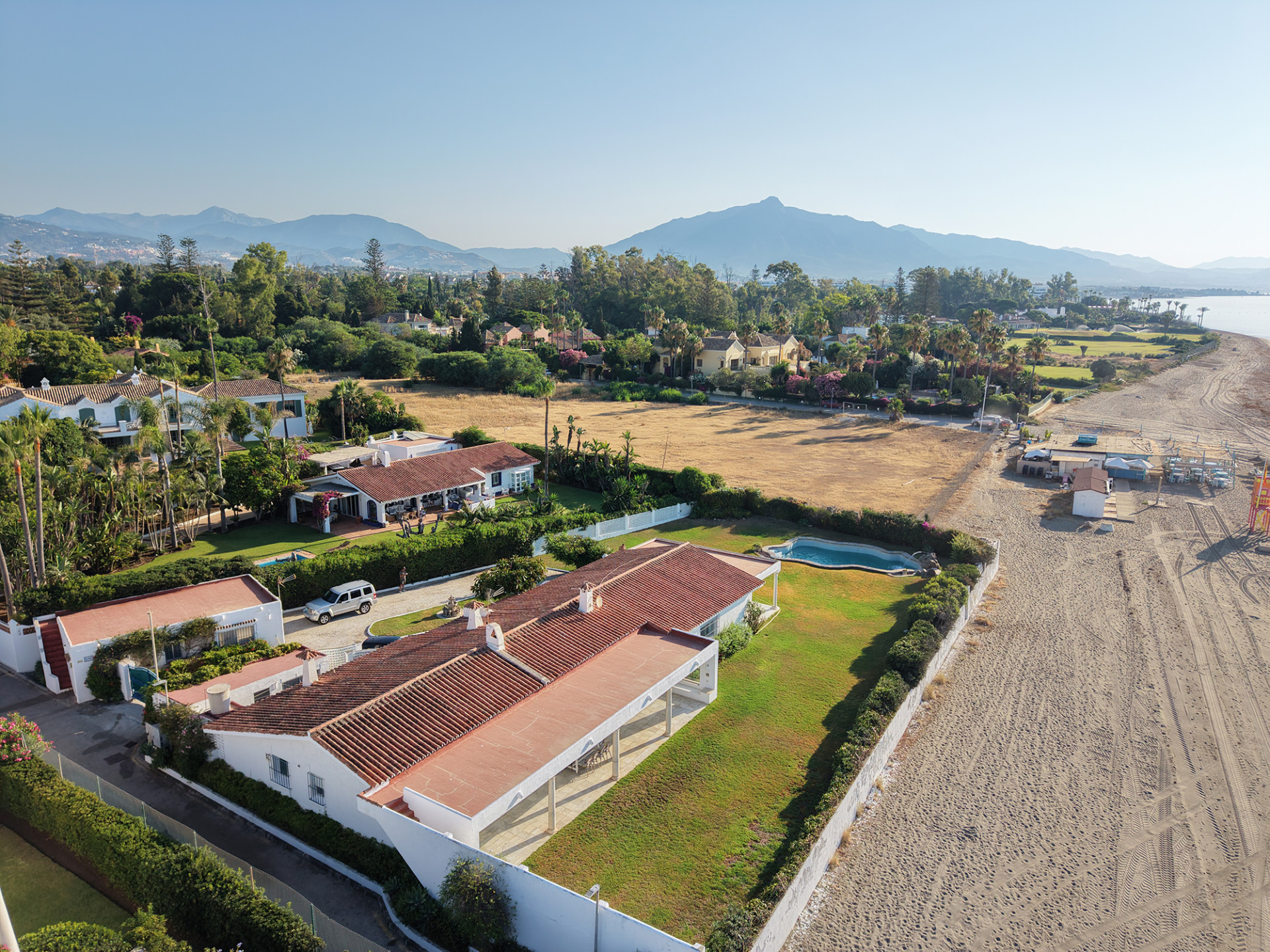 Guadalmina Baja San Pedro Alcantara villa 4 Bedrooms