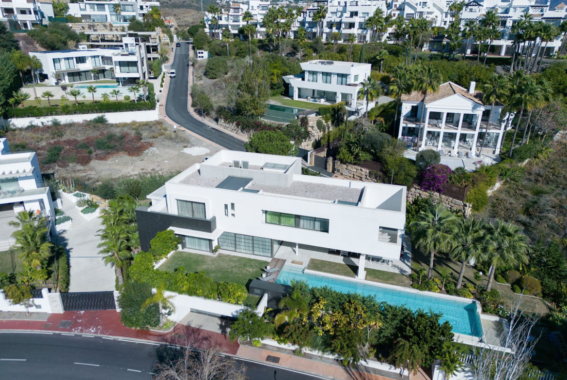 Benahavis villa 5 Bedrooms