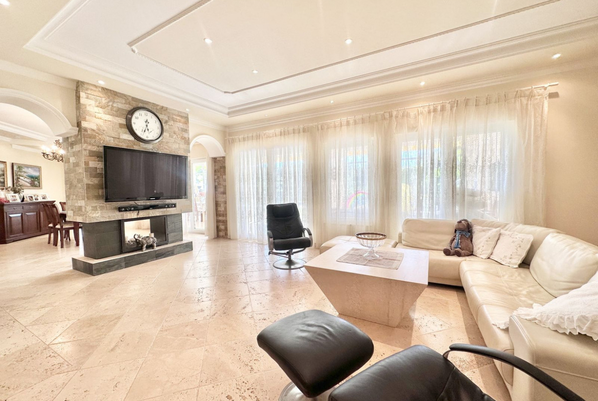El Rosario Marbella villa 6 Bedrooms