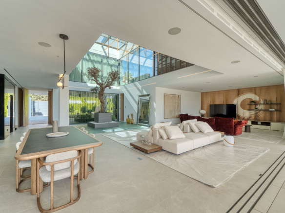 Marbella Golden Mile Marbella villa 5 Bedrooms