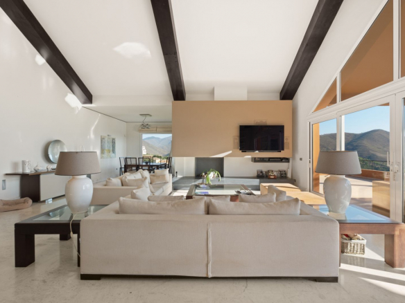 La Mairena Marbella villa 5 Bedrooms