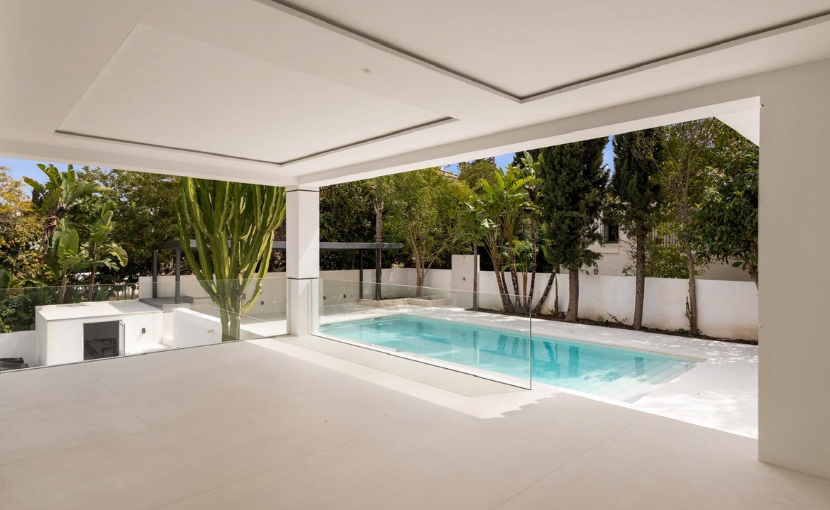 Guadalmina Alta San Pedro Alcantara villa 6 Bedrooms