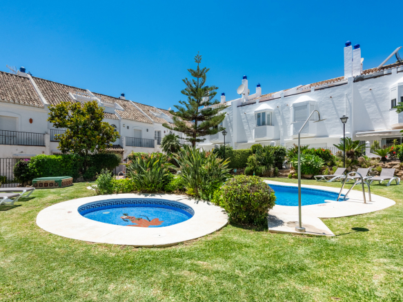 Marbella Golden Mile Marbella townhouse 3 Bedrooms