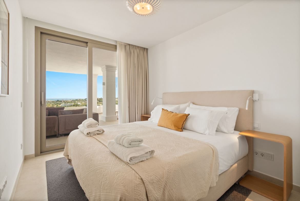 Nueva Andalucia Marbella apartment 5 Bedrooms