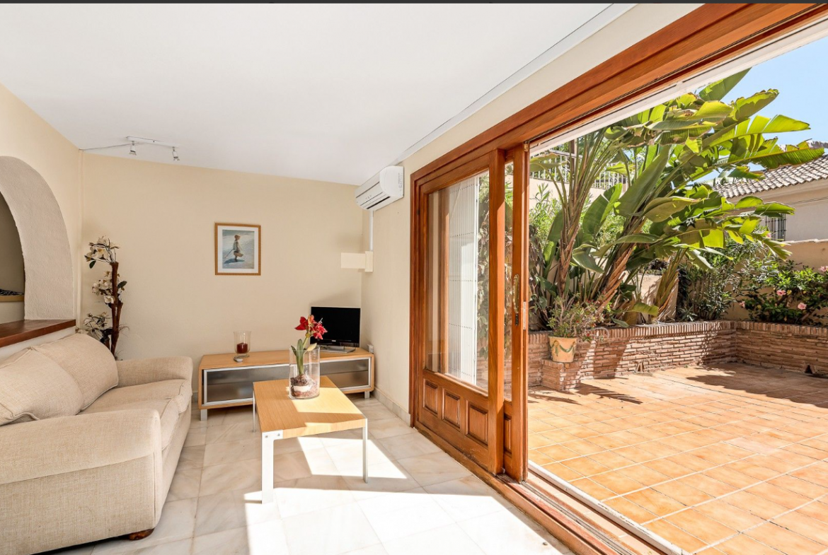 Rio Real Marbella villa 4 Bedrooms