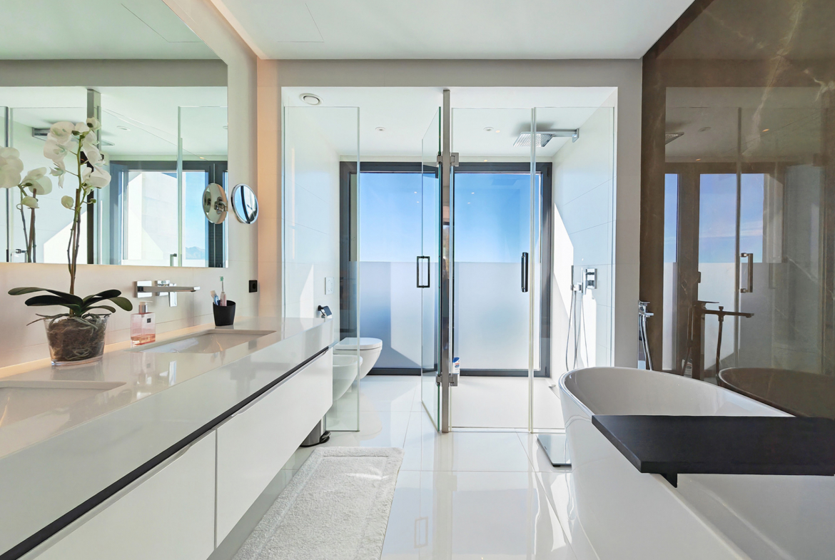 Monte Mayor Benahavis villa 5 Bedrooms