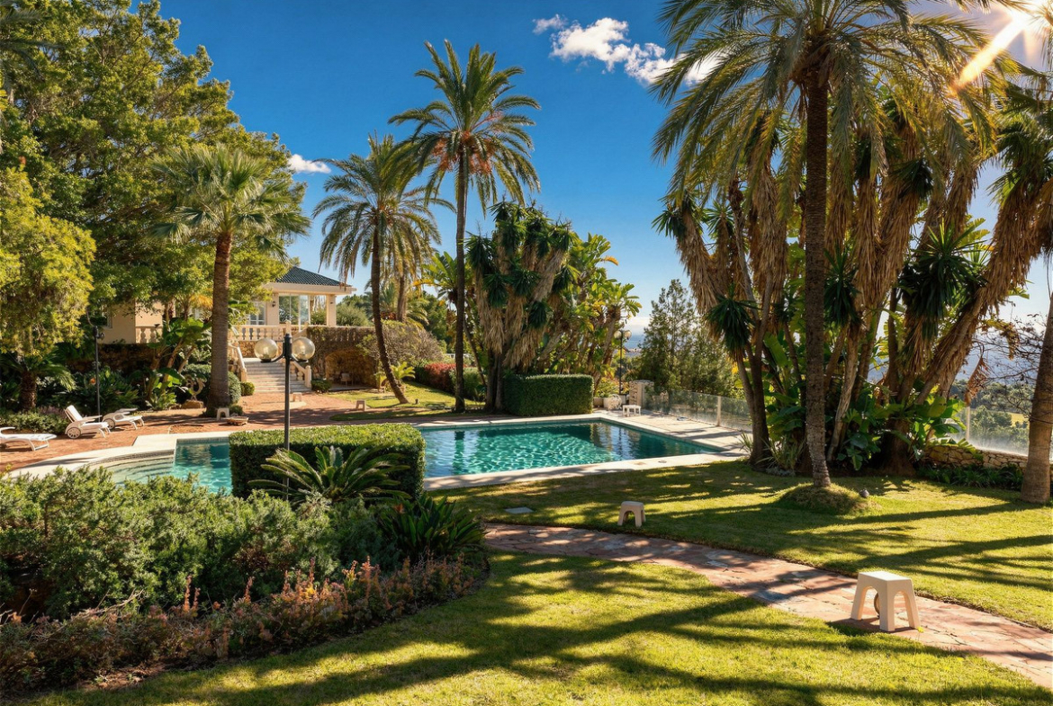 Rio Real Marbella villa 10 Bedrooms