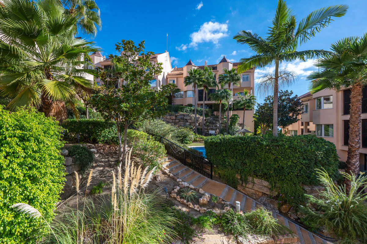 Nueva Andalucia Marbella apartment 4 Bedrooms