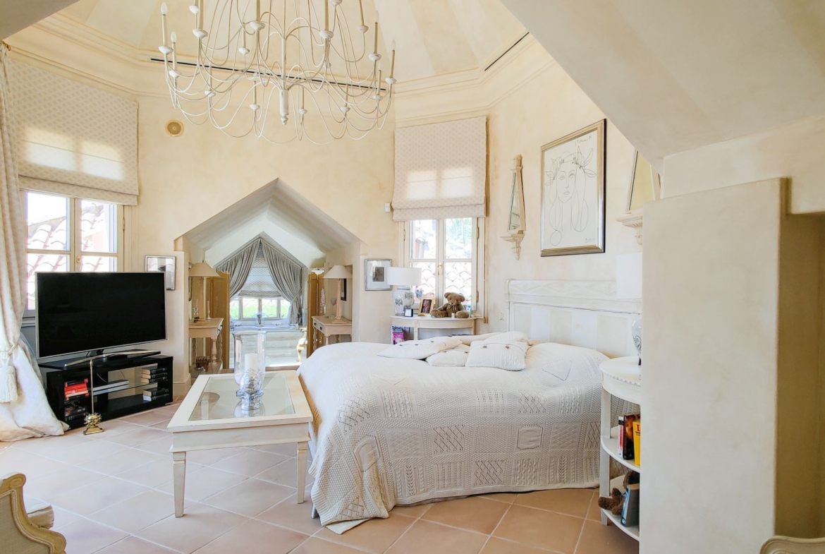 Marbella Golden Mile Marbella villa 3 Bedrooms