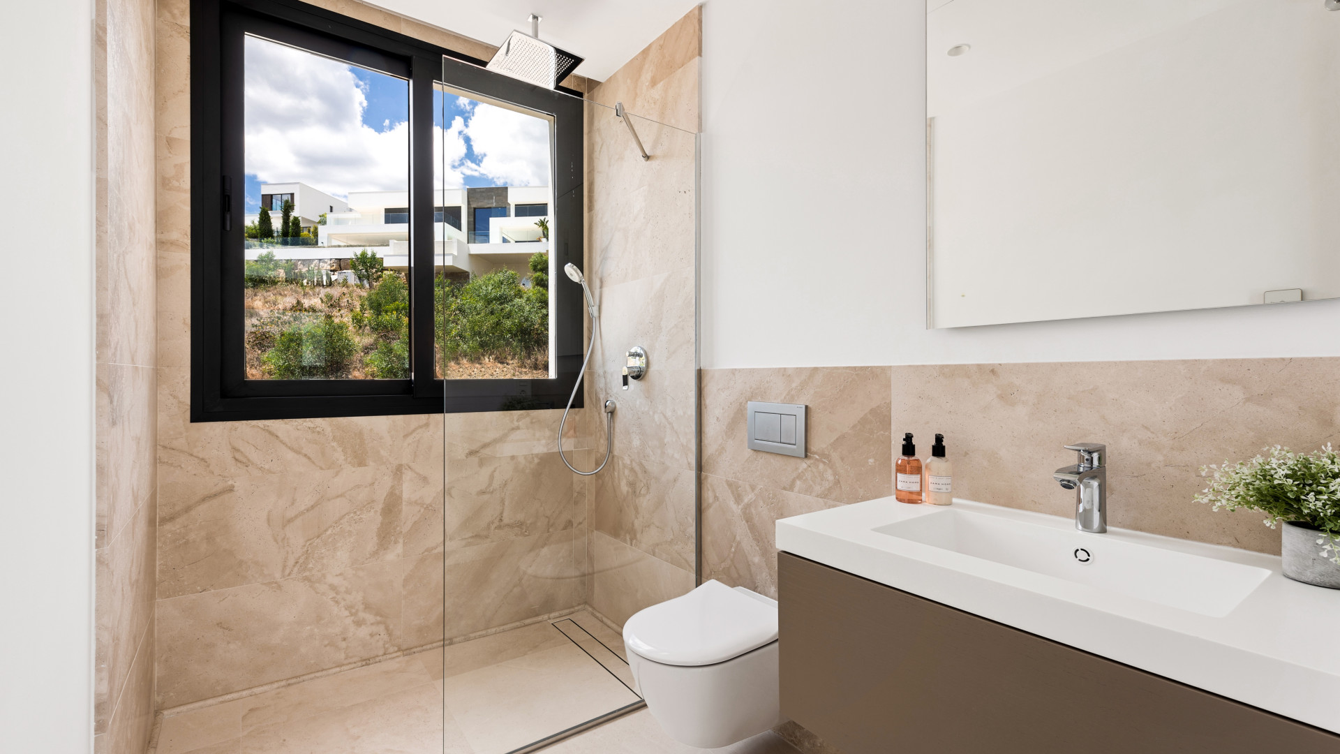 La Alqueria Benahavis villa 5 Bedrooms