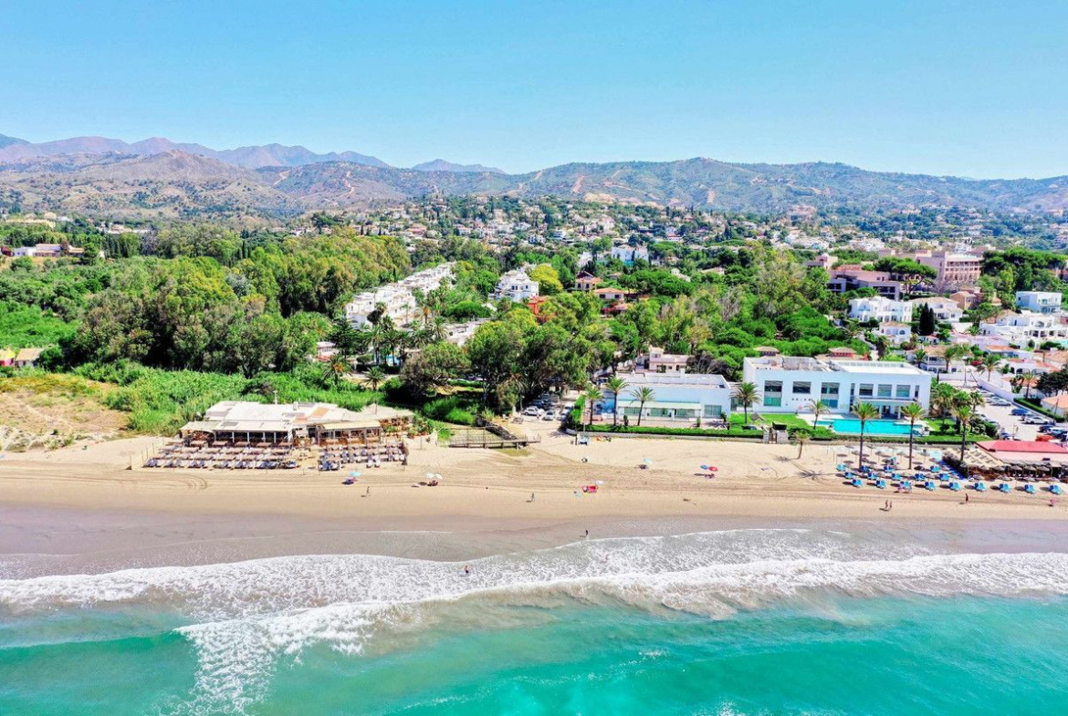 Marbella plot  Bedrooms