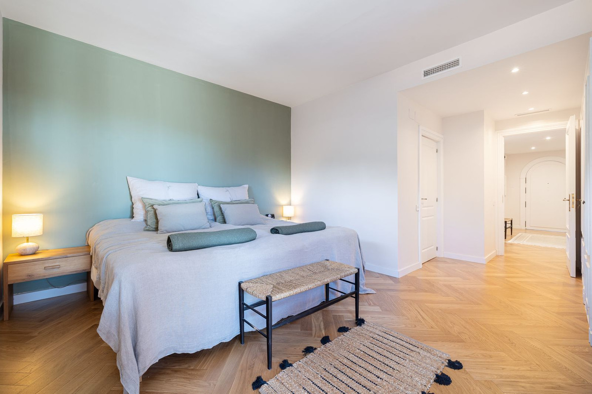 luxo-estate-20 Nueva Andalucia Marbella apartment 3 Bedrooms