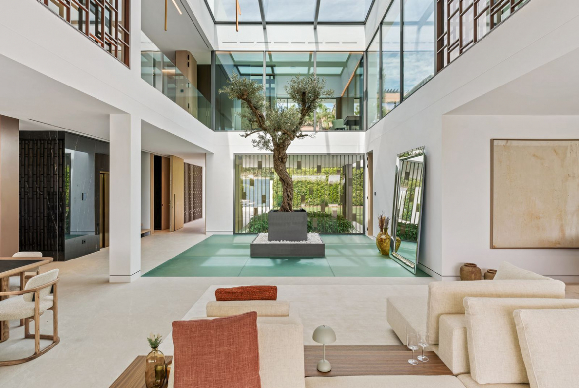 Marbella villa 5 Bedrooms