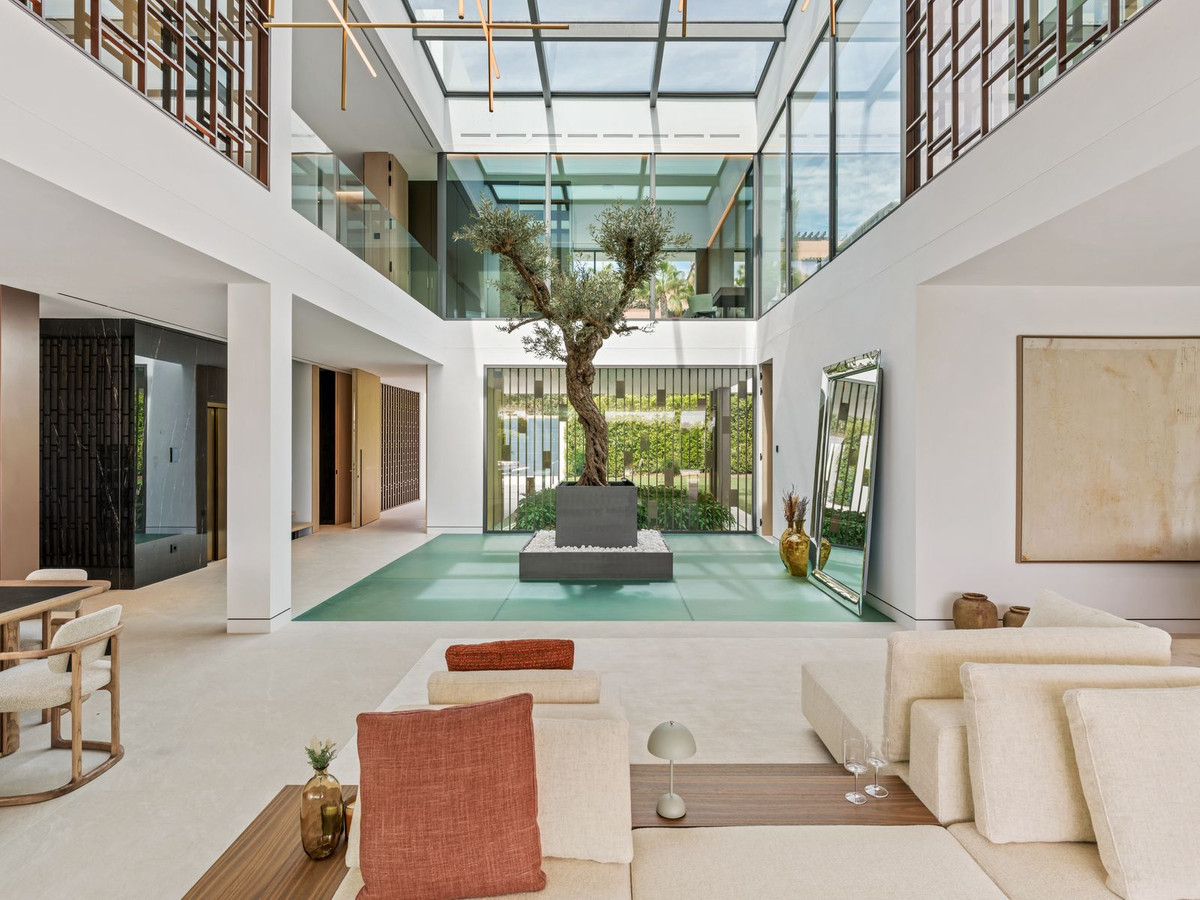 Marbella villa 5 Bedrooms