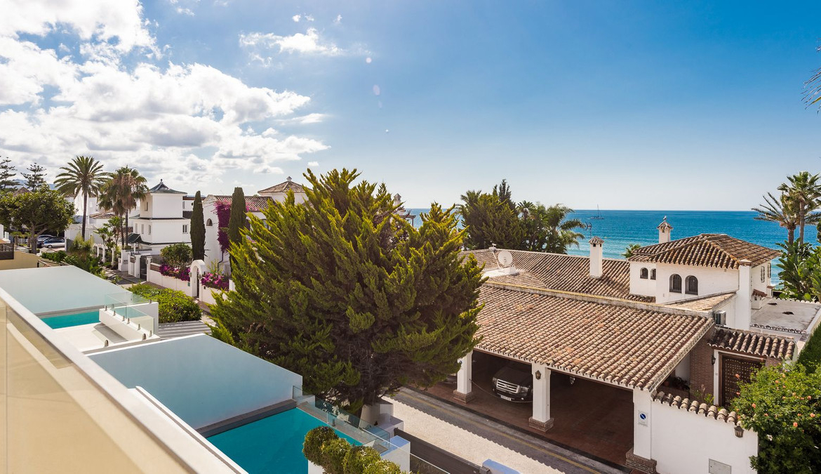 Marbella Golden Mile Marbella villa 4 Bedrooms