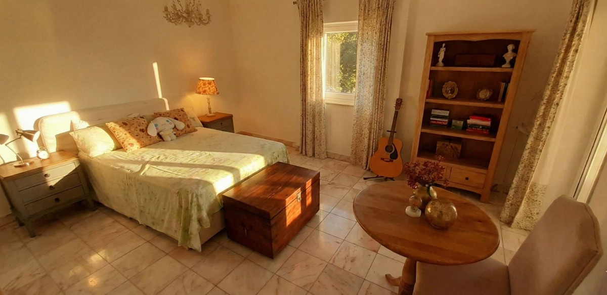 El Rosario Marbella villa 5 Bedrooms
