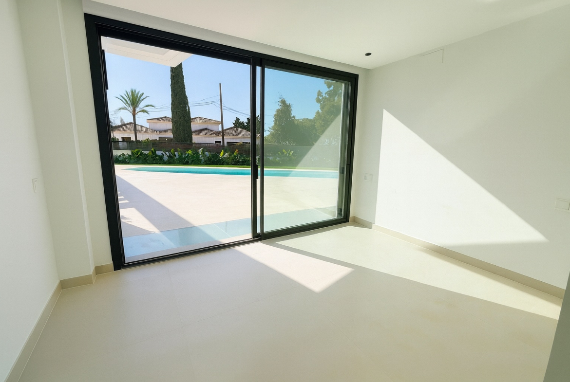 Las Lagunas de Mijas villa 5 Bedrooms