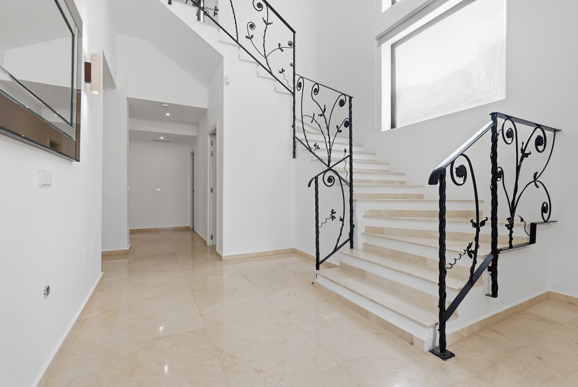 El Rosario Marbella villa 5 Bedrooms