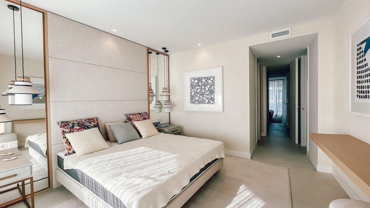 luxo-estate-20 Estepona apartment 3 Bedrooms